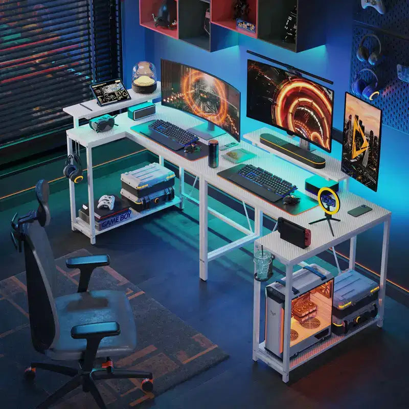 Bureau gaming en forme de L réversible de 42 pouces avec support d'écran, lumières LED, crochet pour casque et étagères de rangement, bureau de télétravail