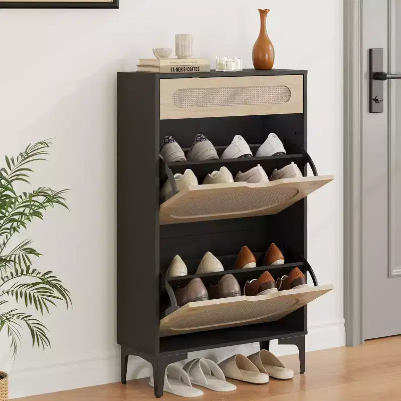 Meuble à chaussures en rotin avec 2 tiroirs basculants et 1 tiroir coulissant, étagères réglables, pieds en métal, rangement d'entrée peu encombrant
