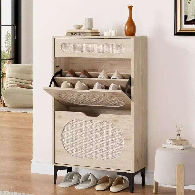 Meuble à chaussures en rotin avec 2 tiroirs basculants et 1 tiroir coulissant, étagères réglables, pieds en métal, rangement d'entrée peu encombrant