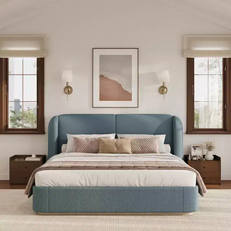 Cadre de lit King moderne avec tête de lit double oreiller, rembourré, tissu bouclé doux, design latéral ailé, lattes en bois massif